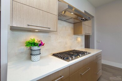 19290 Eaton Ln, Bend, OR 97702 - photo 7