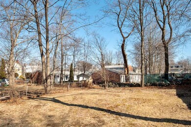 139 Cass St, Portsmouth, NH 03801 - photo 5