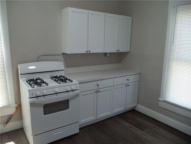 605 E Springer Ave unit 3, Guthrie, OK 73044 - photo 4