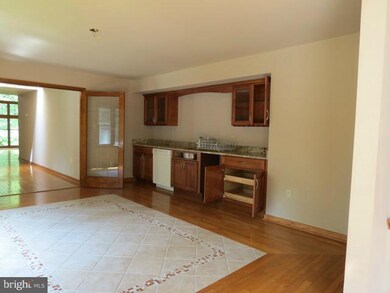 1941 Starlight Ln, Huntingtown, MD 20639 - photo 2