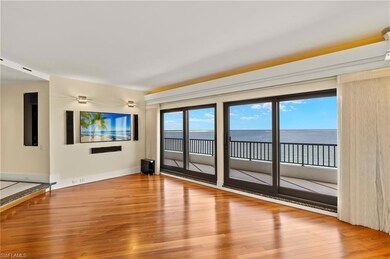 La Peninsula unit 625, Naples, FL 34113 - photo 5