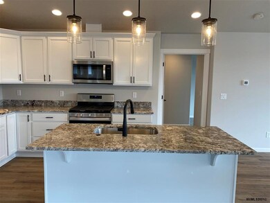 2061 SE Academy St, Dallas, OR 97338 - photo 6