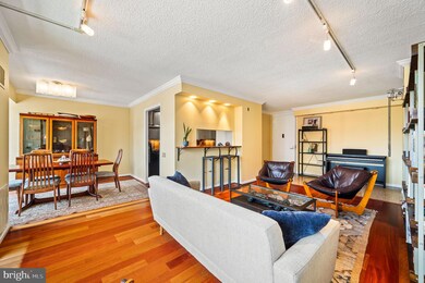 Center City One unit 1803, Philadelphia, PA 19107 - photo 3