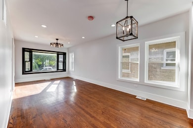 2508 Kenilworth Ave, Berwyn, IL 60402 - photo 3