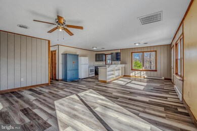 83 Denver Trail, Berkeley Springs, WV 25411 - photo 6