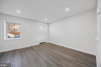 4666 Canton St, Philadelphia, PA 19127 - photo 5