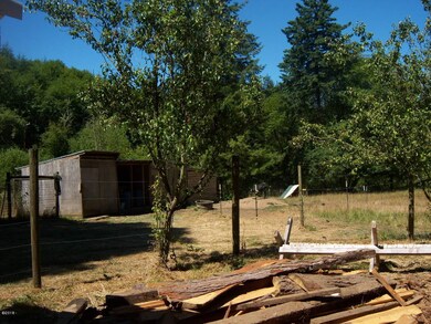 Bales 009