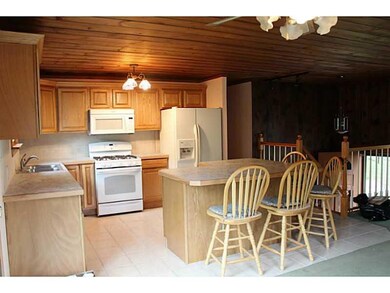 8 Di Fazio Dr, Johnston, RI 02919 - photo 4