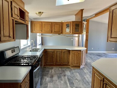 11 Flowery Ave, Dayton, NV 89403 - photo 3