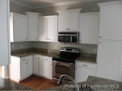 124 Highgrove St, Fayetteville, NC 28303 - photo 3