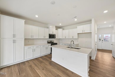 8-web-or-mls-Kensley Grv Ln-S1207-008