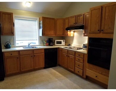 18 Gates Crossing unit 18, Leominster, MA 01453 - photo 6