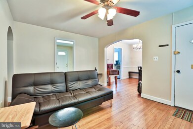 2330 Belleview Ave, Cheverly, MD 20785 - photo 3