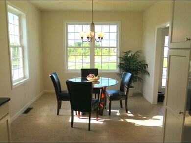 153 Waterlefe Way unit 21, Colchester, VT 05446 - photo 4