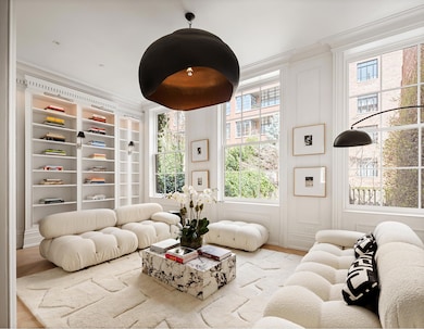 127 W 11th St, New York, NY 10011 - photo 5