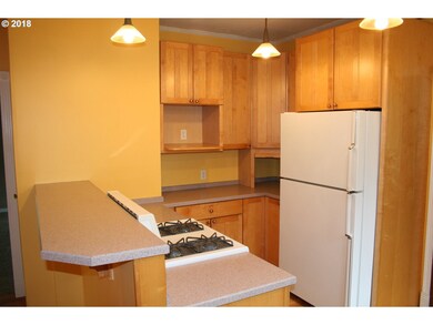 625 NE 69th Ave, Hillsboro, OR 97124 - photo 4