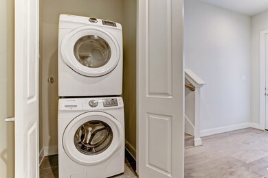 122 Knights Bridge Park Ln, Houston, TX 77018 - photo 7