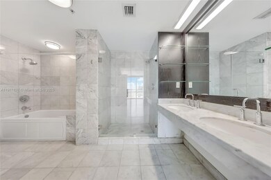 Regatta unit PH602, Miami Beach, FL 33141 - photo 7
