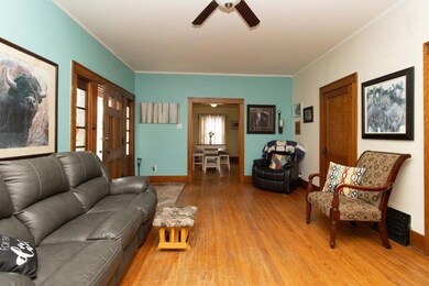 736 S 3rd Ave E, Newton, IA 50208 - photo 2