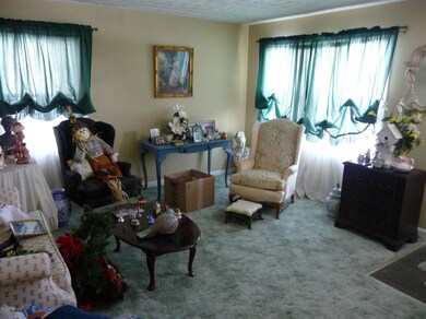 9113 Brandywyne Dr, Louisville, KY 40291 - photo 6