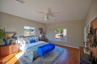 16015_705 Yuma Street