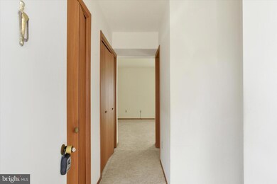 781 N Chestnut St, Palmyra, PA 17078 - photo 3