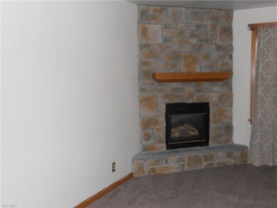 214 Wilson St, Struthers, OH 44471 - photo 5