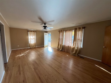 194 Jackson Ave, Scottsville, KY 42164 - photo 3