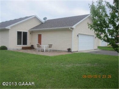 1113 Benjamin Dr, Alexandria, MN 56308 - photo 3