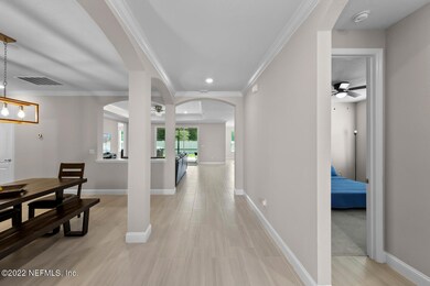 10864 John Randolph Dr-large-005-010-A46