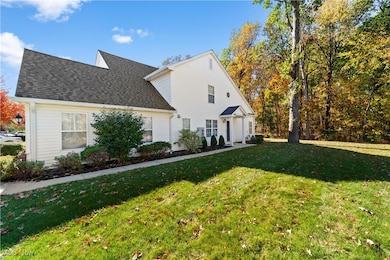 1986 W Reserve Cir unit 70, Avon, OH 44011 - photo 3