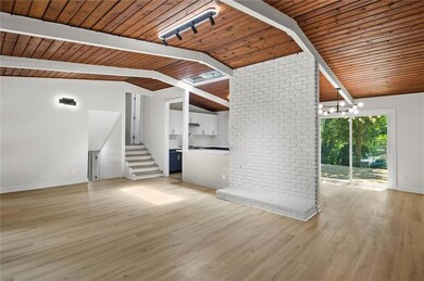 3333 Thornewood Dr, Atlanta, GA 30340 - photo 4