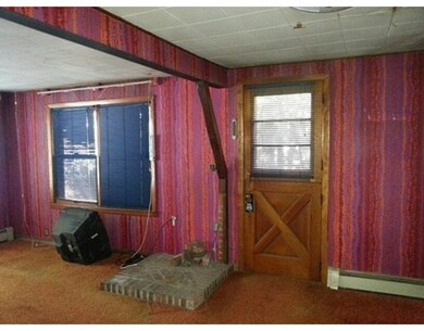 35 Holiday Ln, Leominster, MA 01453 - photo 6