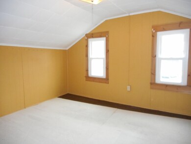 Larger bedroom