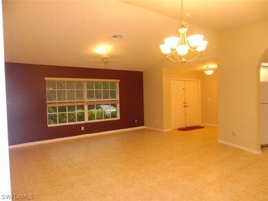 Living-Dining area measure approximately 22' x 16'