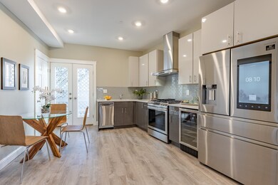 225 Bowen St unit 3, Boston, MA 02127 - photo 3