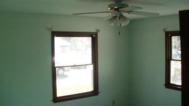 1572 Laughlin Dr NW, Grand Rapids, MI 49504 - photo 6