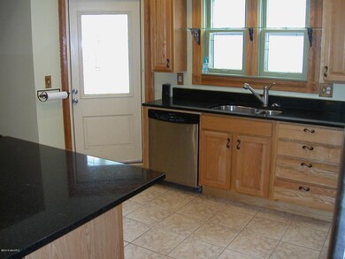 Campbell place kitchen