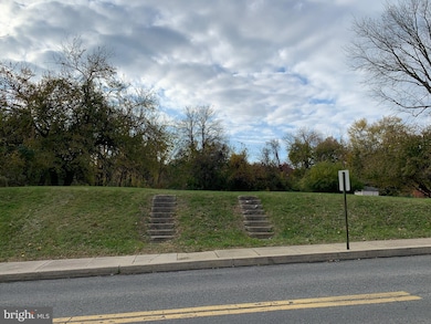 604-608 Main St, Marcus Hook, PA 19061 - photo 3