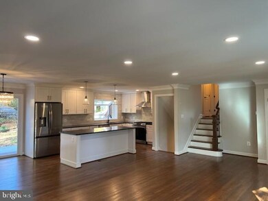 6910 Baylor Dr, Alexandria, VA 22307 - photo 2