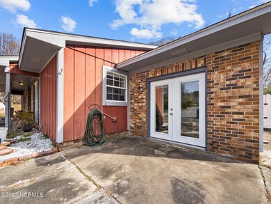 210 Julia Ct, Jacksonville, NC 28540 - photo 4