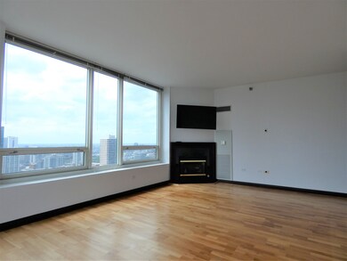 Millennium Centre unit 34ES, Chicago, IL 60654 - photo 3