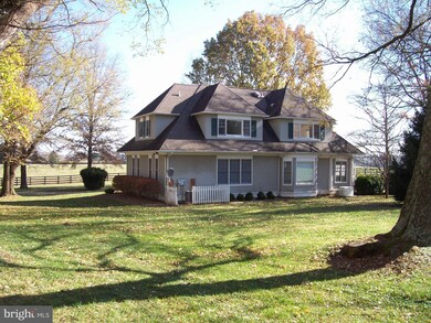 1346 Rokeby Rd unit A, Upperville, VA 20184 - photo 5