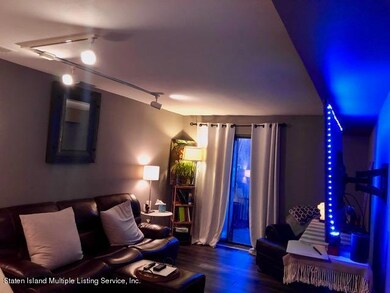 LivingRoom3