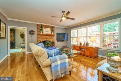 10800 Fieldwood Dr, Fairfax, VA 22030 - photo 5