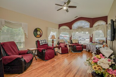 1119 Paisley Ct, Central Point, OR 97502 - photo 5