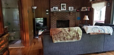 109 Broadmoor Dr, Hawley, PA 18428 - photo 2