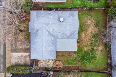 2522 Saturn Skyway, Redding, CA 96002 - photo 2