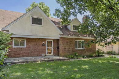 2725 Wellesley Rd 06