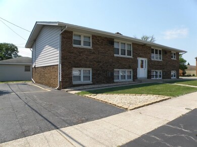 8836 5th St, Highland, IN 46322 - photo 2